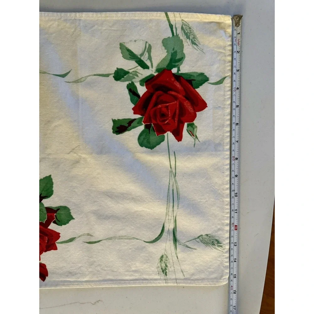 (4) Vintage 50's America's Pride Beauty Roses Fabric Elegant Table Cloth Napkins